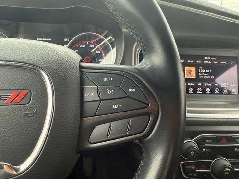 Used 2022 Dodge Charger SXT image 28