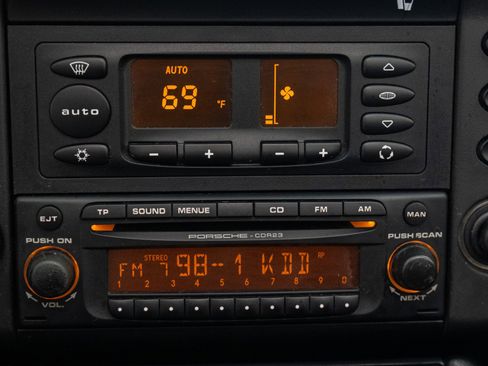 Used 2004 Porsche 911 Cabriolet image 17