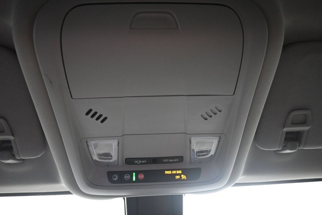 Used 2024 Chevrolet Equinox LT AWD/4WD image 15