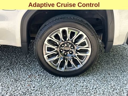 Used 2023 GMC Sierra 1500 Denali Ultimate AWD/4WD image 9