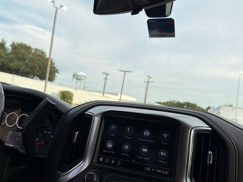 Used 2019 Chevrolet Silverado 1500 RST AWD/4WD image 18