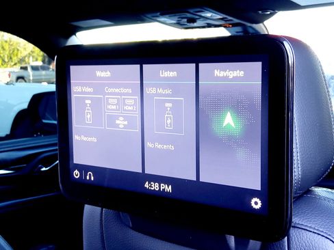 Used 2021 GMC Yukon Denali w/ Denali Ultimate Package image 12