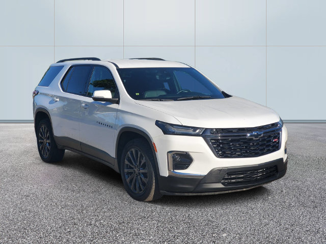 Used 2023 Chevrolet Traverse RS w/ LPO, Floor Liner Package AWD/4WD image 3
