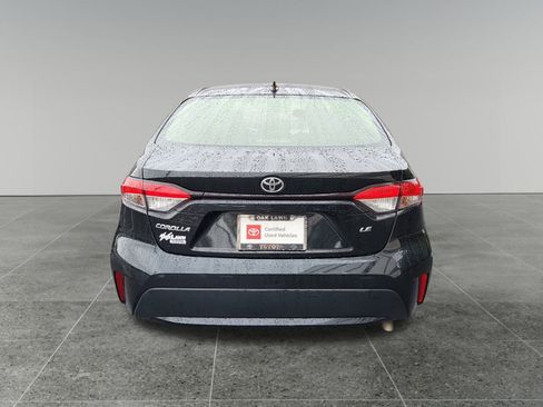 Certified 2022 Toyota Corolla LE image 6
