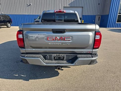 Used 2023 GMC Canyon AT4 w/ AT4 Premium Package AWD/4WD image 5