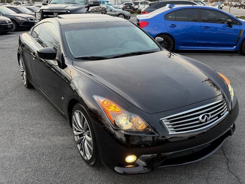 Used 2014 INFINITI Q60 Sport image 2