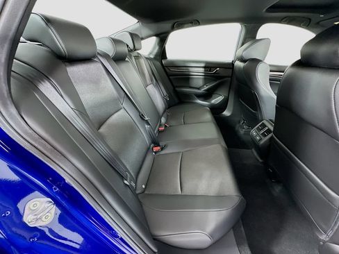 Used 2021 Honda Accord Sport image 29
