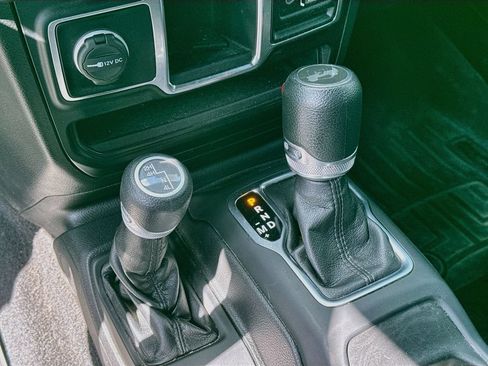 Used 2021 Jeep Wrangler Unlimited Sport AWD/4WD image 18