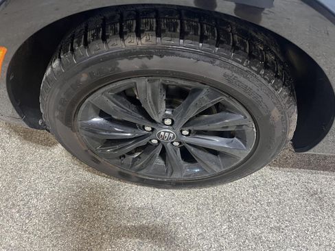 Used 2024 Buick Envista Sport Touring FWD image 25