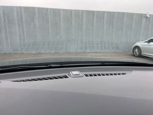 Used 2025 Chevrolet TrailBlazer LT image 18