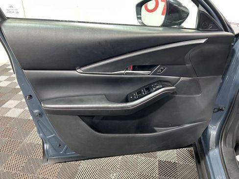 Used 2025 MAZDA CX-30 AWD 2.5 S w/ Preferred Package image 17