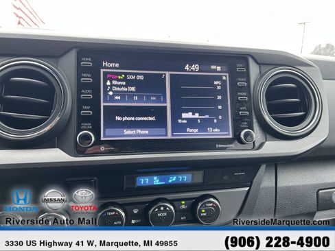 Used 2022 Toyota Tacoma TRD Off-Road image 18