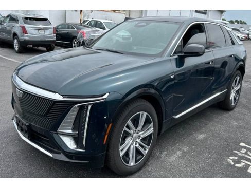 Used 2024 Cadillac Lyriq Tech w/ Driver Assist Package AWD/4WD image 1