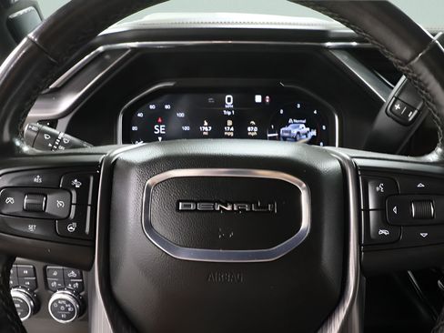 Used 2025 GMC Sierra 2500 Denali Ultimate AWD/4WD image 16
