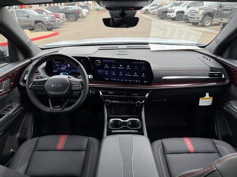 New 2026 Chevrolet Traverse RS w/ LPO, Floor Liner Package image 17