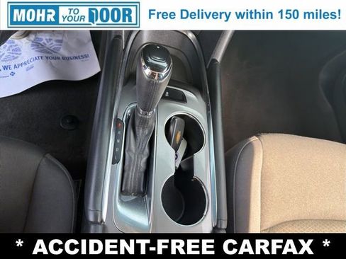 Used 2018 Chevrolet Malibu LT image 21