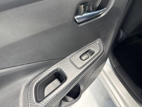 Used 2025 Nissan Versa SV FWD image 16