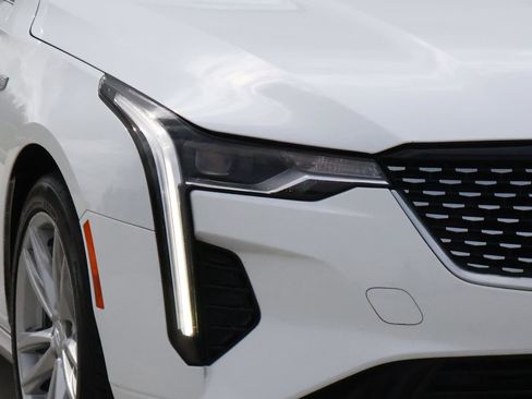 Used 2024 Cadillac CT4 Luxury image 9