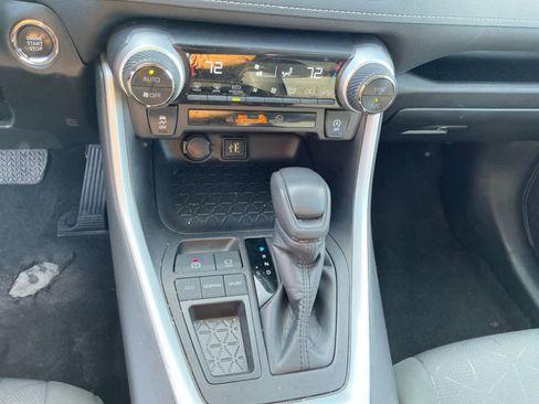 Used 2024 Toyota RAV4 XLE image 22