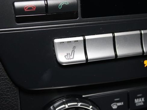 Used 2014 Mercedes-Benz C 250 Sedan image 15