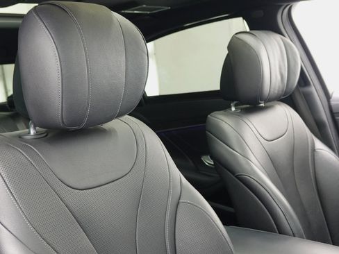 Used 2017 Mercedes-Benz S 550 Sedan w/ Sport Package w/ Sport Package image 45