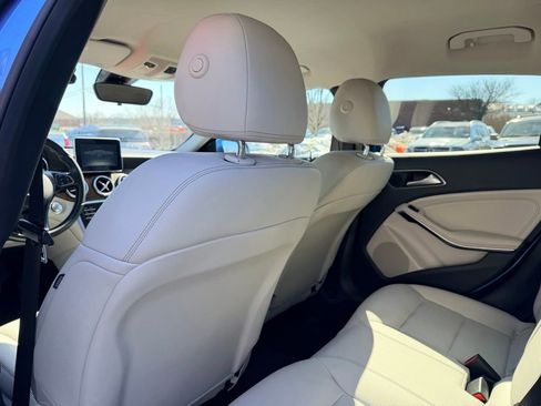 Used 2017 Mercedes-Benz GLA 250 GLA 250 image 16