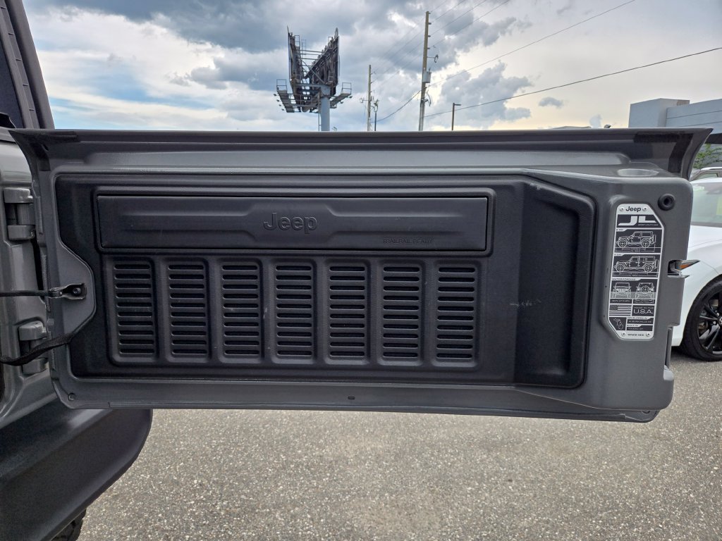 Used 2021 Jeep Wrangler Sport AWD/4WD image 21