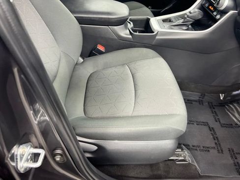 Used 2023 Toyota RAV4 XLE w/ XLE Grade Weather Package AWD/4WD image 21