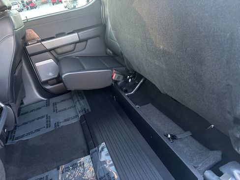 Used 2024 Ford F350 Lariat w/ Chrome Package image 46