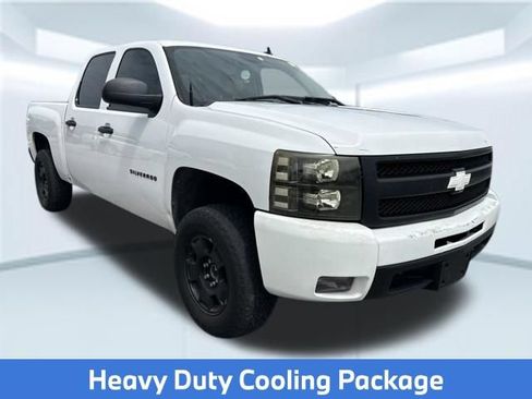 Used 2011 Chevrolet Silverado 1500 LT w/ All-Star Edition RWD image 3