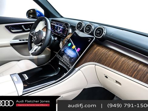 Used 2025 Mercedes-Benz GLC 300 w/ Winter Package image 16