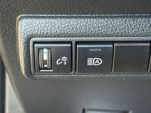 Used 2023 Toyota Corolla SE FWD image 23