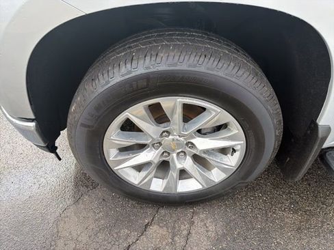 Used 2019 Chevrolet Silverado 1500 LTZ w/ LTZ Plus Package image 10