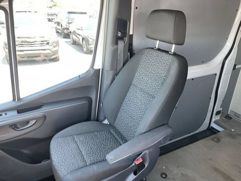 Used 2020 Mercedes-Benz Sprinter 3500 w/ Driver Convenience Package image 11