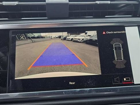 New 2025 Audi Q3 2.0T Premium image 6