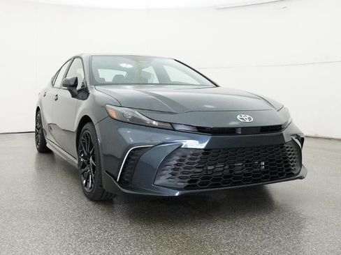 New 2026 Toyota Camry SE FWD image 30