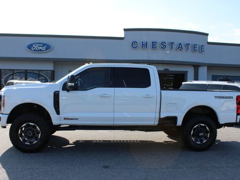 Used 2023 Ford F250 Lariat w/ Lariat Ultimate Package AWD/4WD image 1