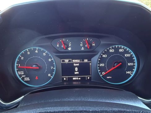 Used 2018 Chevrolet Equinox LT image 17