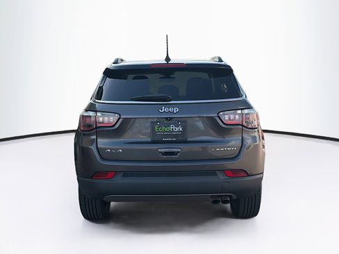 Used 2019 Jeep Compass Limited AWD/4WD image 7