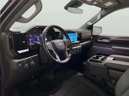 Used 2025 Chevrolet Silverado 1500 LT AWD/4WD image 51