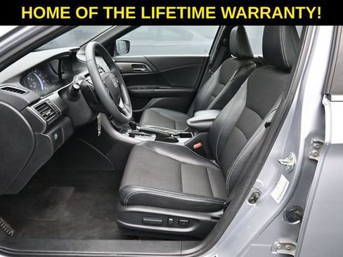 Used 2016 Honda Accord Sport image 14