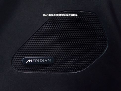 Used 2020 Jaguar F-PACE Prestige image 8