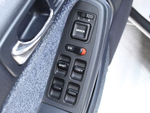 Used 1993 Honda Accord LX image 24