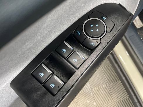 New 2025 Ford Maverick XLT w/ XLT Luxury Package image 16