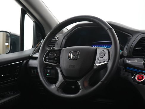 Used 2024 Honda Odyssey Elite image 15