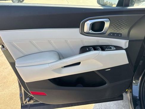 New 2026 Kia Sorento SX Prestige AWD/4WD image 24