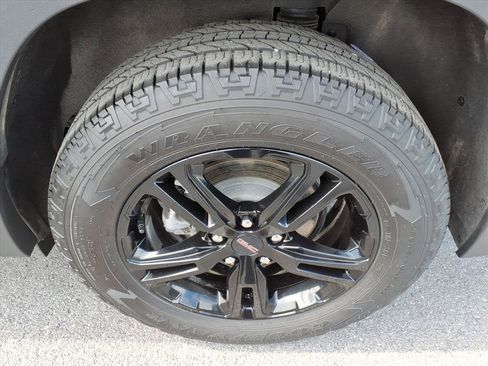 Certified 2024 GMC Terrain AT4 w/ Infotainment Package II AWD/4WD image 4