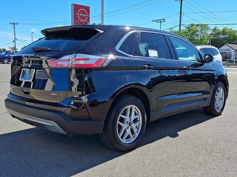 Used 2024 Ford Edge SEL AWD/4WD image 4