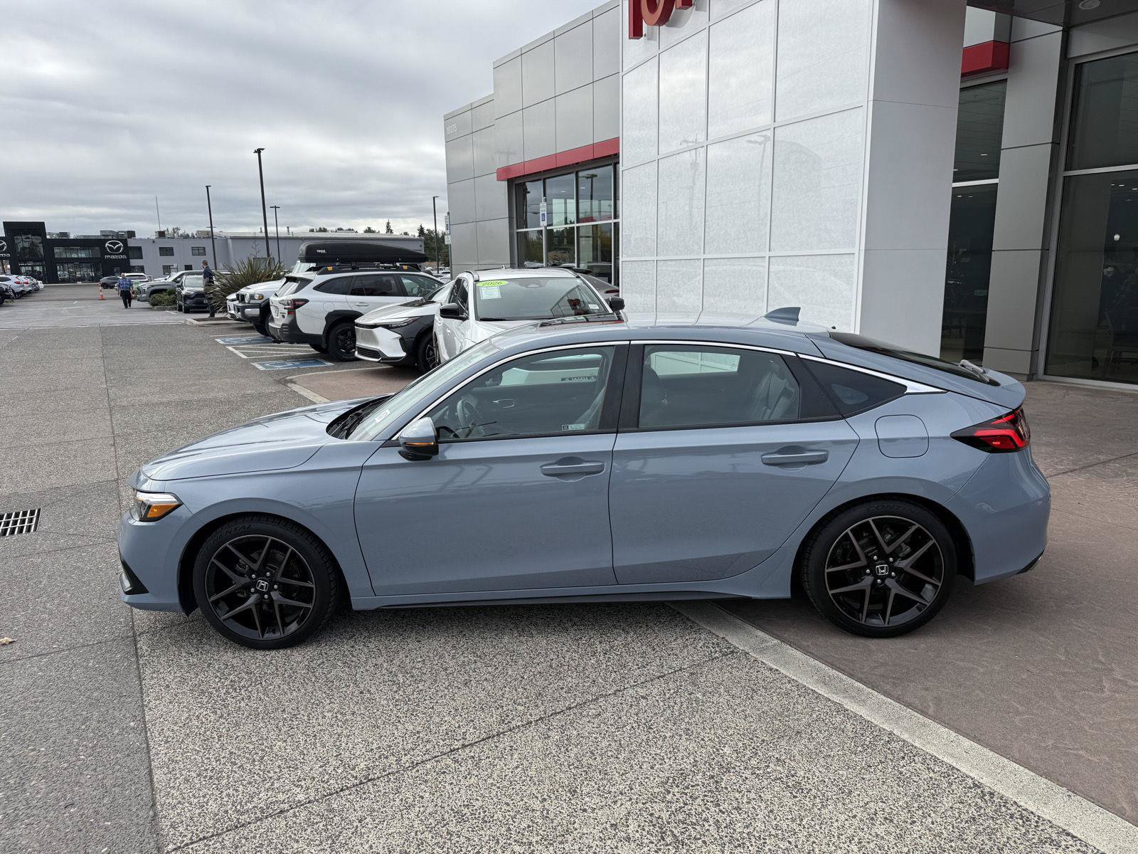Used 2023 Honda Civic Sport Touring image 3