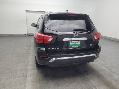 Used 2020 Nissan Pathfinder SL AWD/4WD image 6